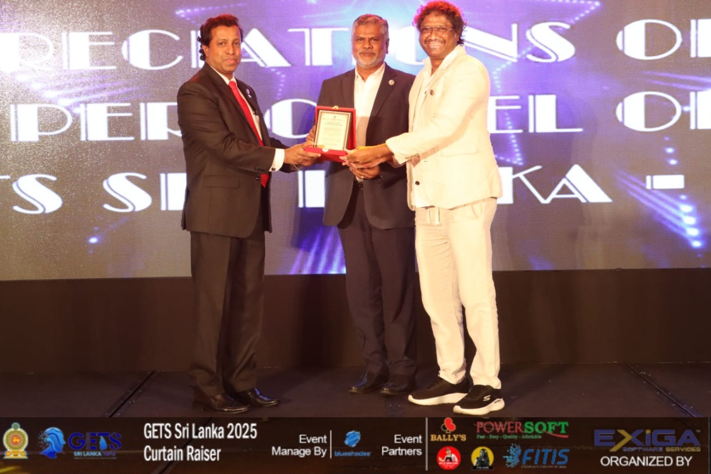 WhatsApp Image 2025-09-25 at 23.31.36